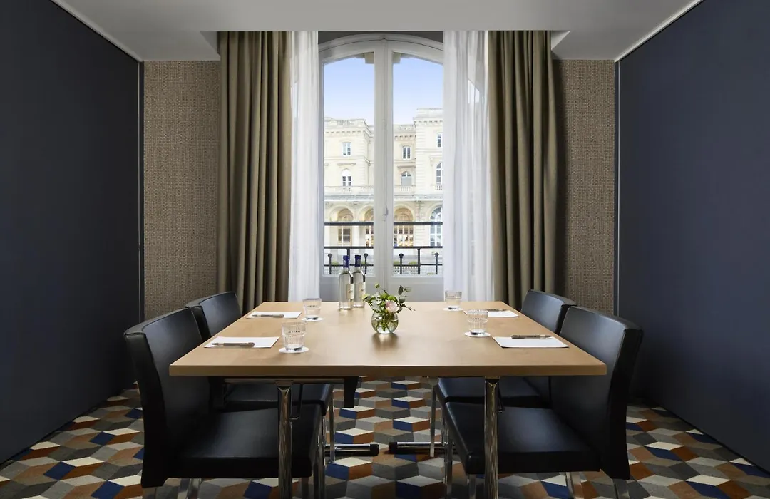 Holiday Inn Paris Gare de l'Est, an IHG Hotel-1